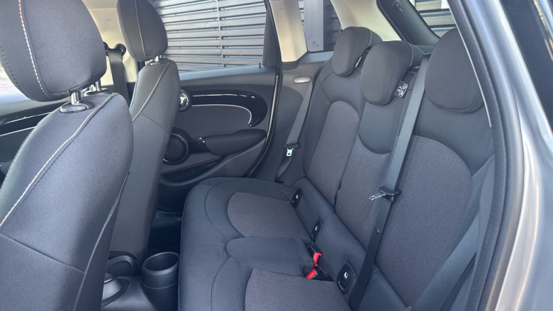 MINI Hatchback 1.5 Cooper Classic II 5dr Auto Petrol Hatchback